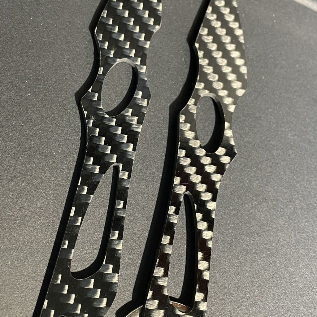 Carbon fiber keychain - ELVVV